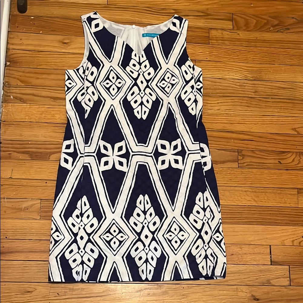 Tori Richard Resort Summer Navy and White Geometric Sleeveless Dress
